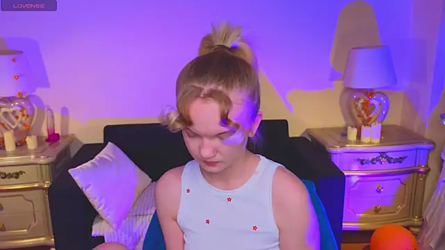 RosesKate online show from 11-18-25, 11:36