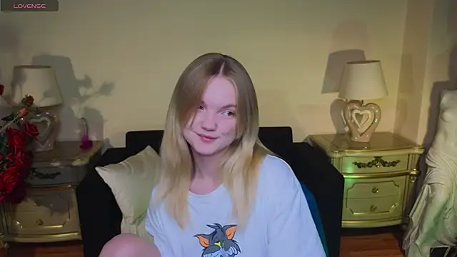 RosesKate online show from 11-19-25, 12:05