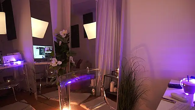 jeniffer foxx online show from 09-12-25, 04:45