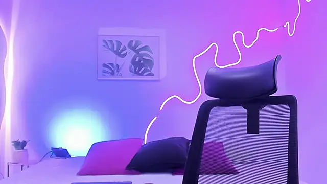 Cherrydollxx online show from 11-14-25, 11:53