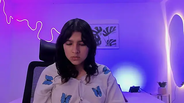 Cherrydollxx online show from 11-15-25, 12:23