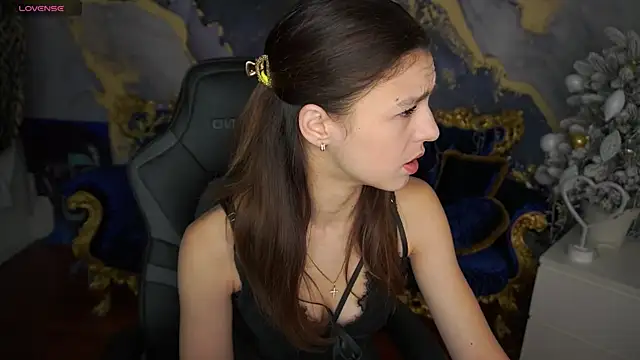 Snapshot of AnitaBambie chatting on 02-18-26, 07:15 AnitaBambie online show from 02-18-26, 07:15