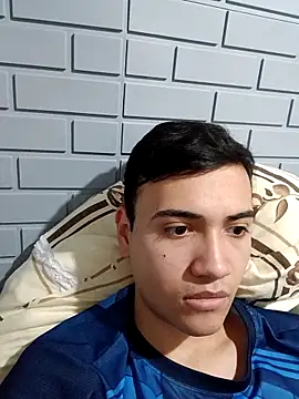 Snapshot of novinho_safado__ chatting on 09-10-25, 07:25 novinho safado online show from 09-10-25, 07:25