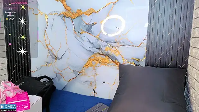 nena cupcake  online show from 12-22-25, 11:07