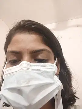 Snapshot of sassyy_poonam chatting on 10-24-25, 03:25 sassyy poonam online show from 10-24-25, 03:25