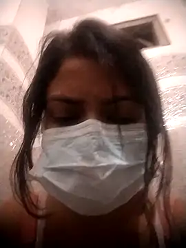 Snapshot of sassyy_poonam chatting on 10-25-25, 03:18 sassyy poonam online show from 10-25-25, 03:18