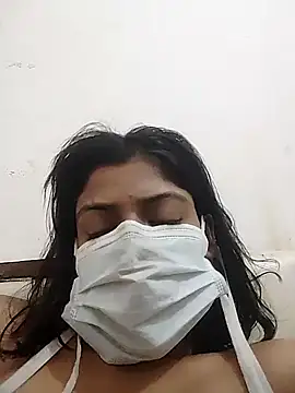 Snapshot of sassyy_poonam chatting on 10-27-25, 03:32 sassyy poonam online show from 10-27-25, 03:32