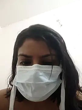 Snapshot of sassyy_poonam chatting on 10-28-25, 04:20 sassyy poonam online show from 10-28-25, 04:20