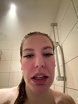 Chloemillerrxx online show from 11-23-25, 01:33