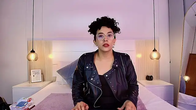 alehia cute online show from 10-13-25, 11:16