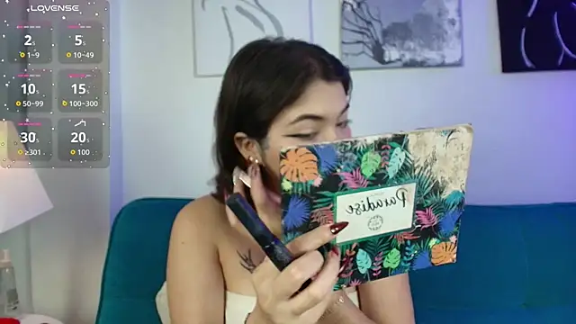 Zoe wang online show from 12-04-25, 01:42