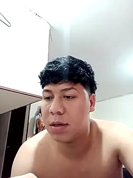 Snapshot of Milky_lea chatting on 11-28-25, 05:32 Milky lea online show from 11-28-25, 05:32