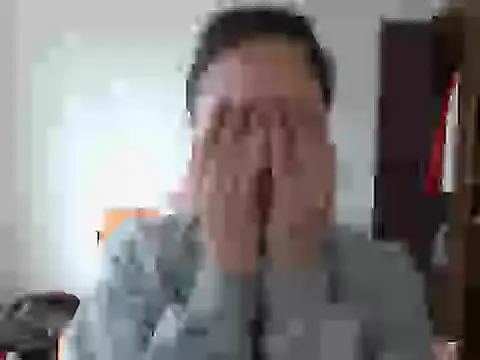 madissooon   online show from 10-28-25, 06:54