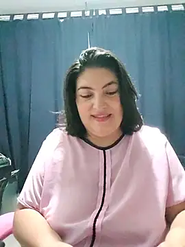 Snapshot of lina_maria99 chatting on 10-25-25, 08:22 lina maria99 online show from 10-25-25, 08:22