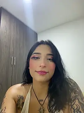 Snapshot of ImEmily444 chatting on 11-09-25, 01:26 ImEmily444 online show from 11-09-25, 01:26