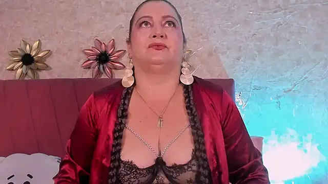 Snapshot of PalomaLombardi chatting on 11-27-25, 08:11 PalomaLombardi online show from 11-27-25, 08:11