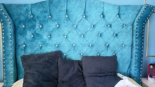 EmilyGala online show from 11-10-25, 08:08