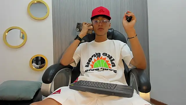 Daddy Darcks online show from 10-16-25, 07:15