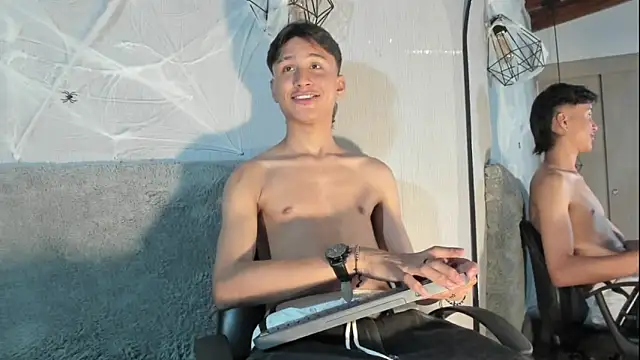 Daddy Darcks online show from 10-28-25, 08:33