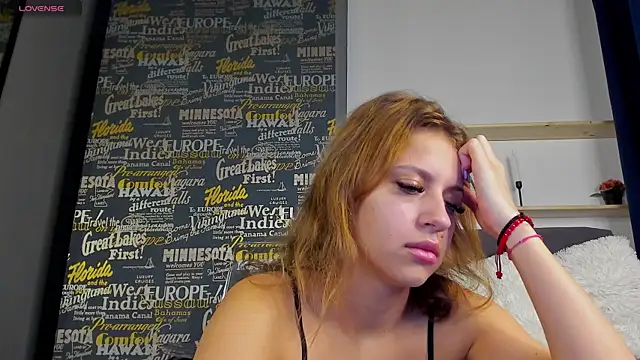 MaddieRay online show from 09-11-25, 04:23