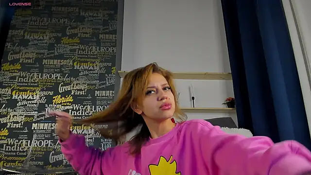 MaddieRay online show from 09-18-25, 05:31