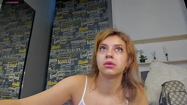 MaddieRay online show from 09-20-25, 05:19