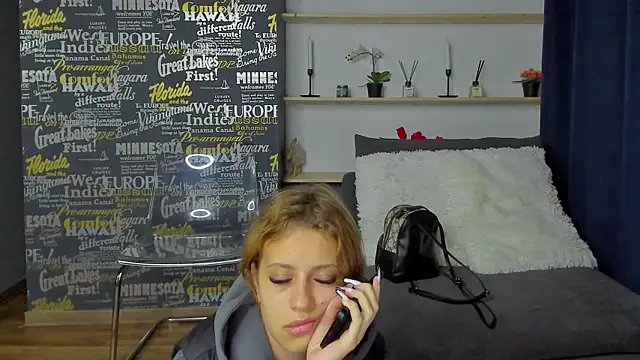 MaddieRay online show from 10-02-25, 07:21