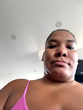 Snapshot of anailynn chatting on 09-11-25, 02:50 anailynn online show from 09-11-25, 02:50