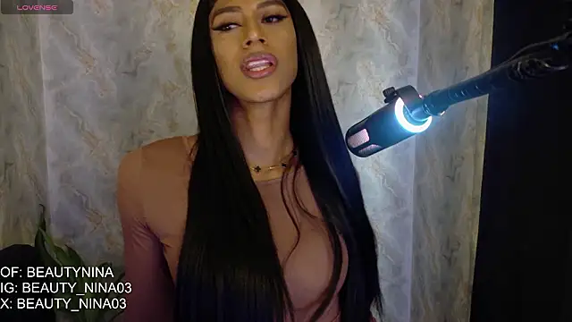 Snapshot of beauty_nina chatting on 03-01-26, 03:36 beauty nina online show from 03-01-26, 03:36