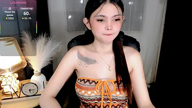 Snapshot of wildest_fantasy chatting on 02-26-26, 11:04 wildest fantasy online show from 02-26-26, 11:04