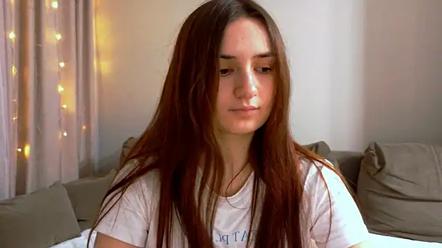 Lelia Vibe online show from 01-08-26, 05:37