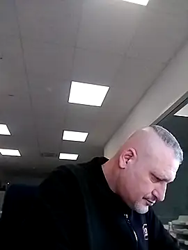 Snapshot of Hisnimin chatting on 02-21-26, 12:11 Hisnimin online show from 02-21-26, 12:11