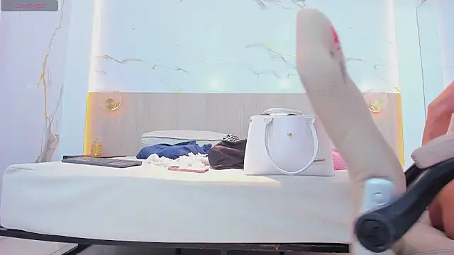 valirya devote online show from 10-22-25, 03:07