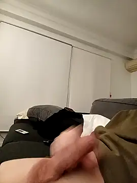 DannySastre91 online show from 12-17-25, 08:37