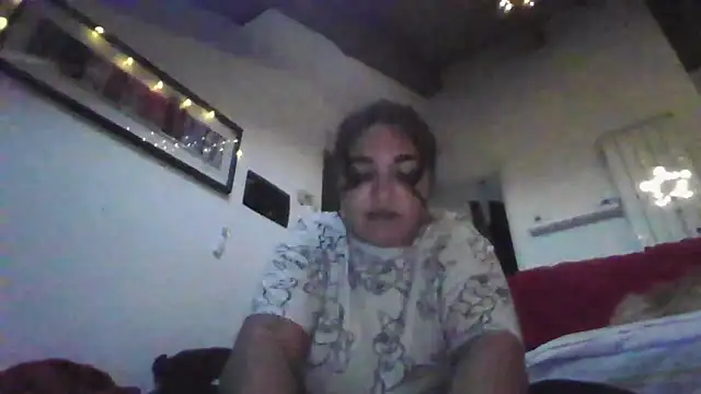 LadySophia03 online show from 11-18-25, 04:00