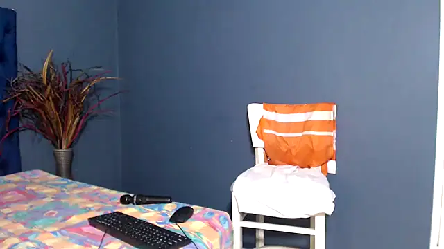 PrettyBoobsxx42 online show from 11-26-25, 05:47