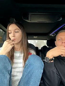 NotSoSweetDasha online show from 10-13-25, 10:26