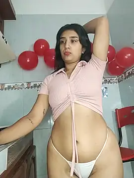nahomievans20 online show from 09-20-25, 12:50