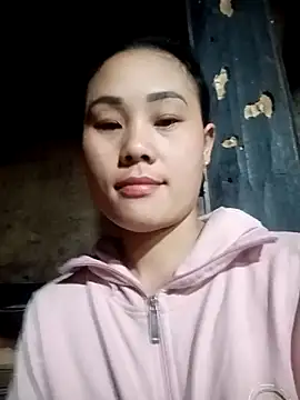 Snapshot of Ruaiuoi chatting on 02-10-26, 10:14 Ruaiuoi online show from 02-10-26, 10:14