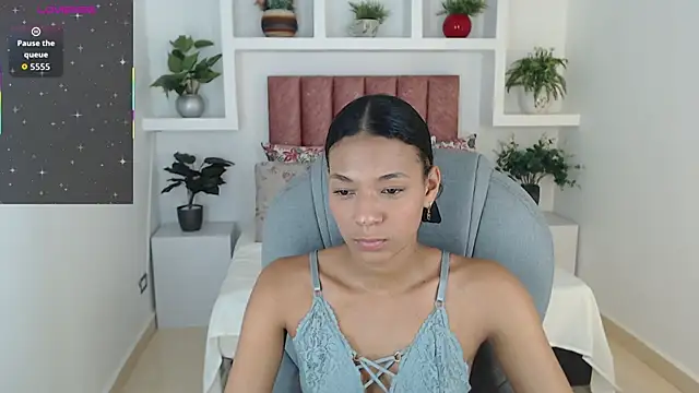 SarayVega  online show from 11-14-25, 07:34