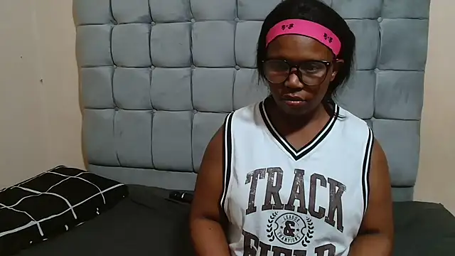 curveAss222 online show from 11-16-25, 04:01