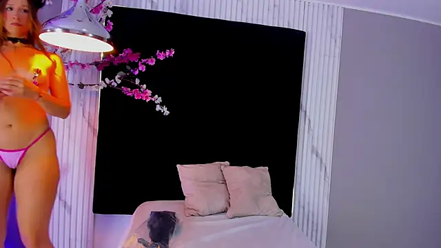 MONIK FOX CR online show from 10-29-25, 07:37