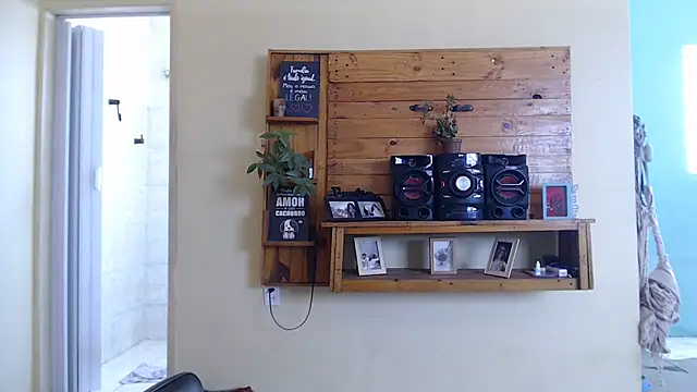 Snapshot of ayanahot_ chatting on 10-29-25, 12:07 ayanahot online show from 10-29-25, 12:07