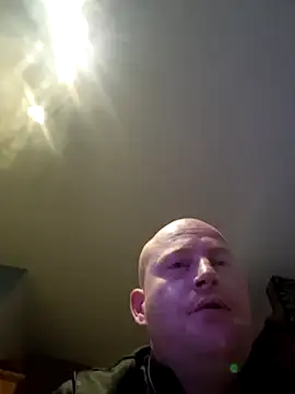 svenni2525 online show from 10-22-25, 02:01