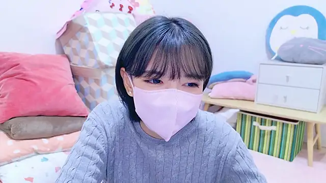 Azusa DoMybest online show from 10-22-25, 07:52