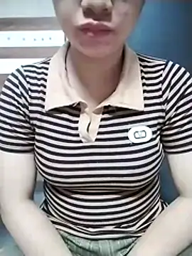 Mie rose online show from 10-31-25, 02:18