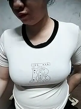 Mie rose online show from 03-31-26, 01:55