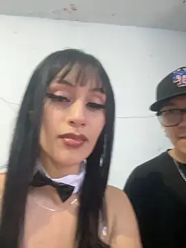 HotNightsCol online show from 11-13-25, 08:19