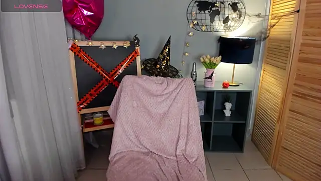 mishapallmer online show from 10-21-25, 01:50