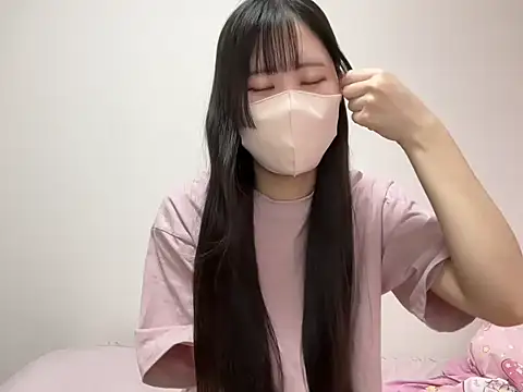 noa uxu online show from 11-22-25, 02:10